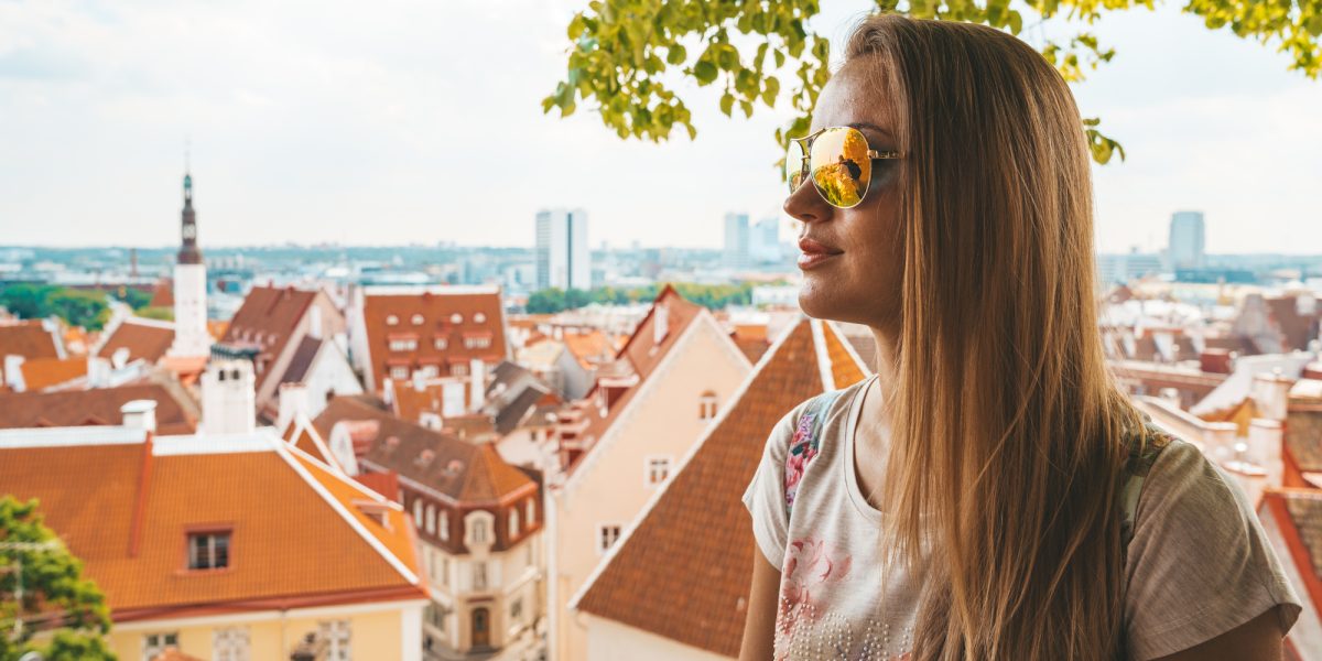 Estonie, femme à Tallin