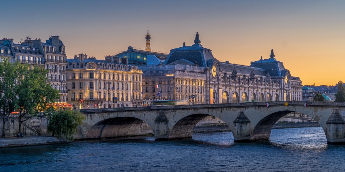 Pour une rencontre en France