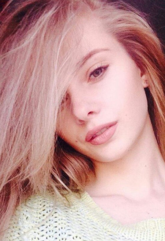 Alissa • 33 • Russia