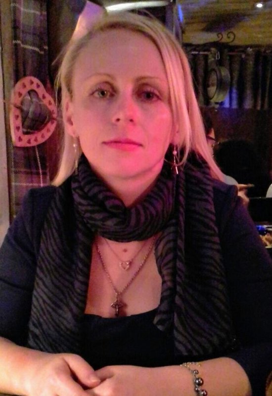 Ekaterina • 43 • France