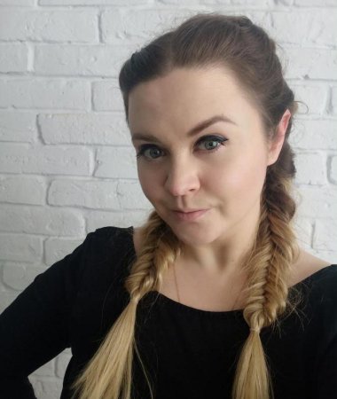 Elena, 38