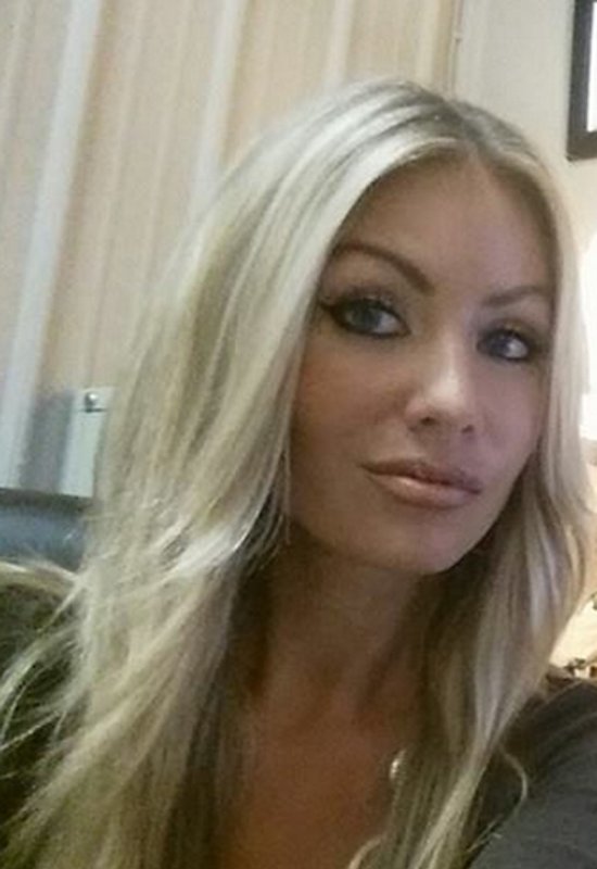 Olga • 44 • Ukraine