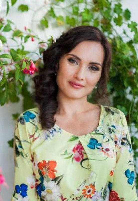 Masha • 41 • Україна