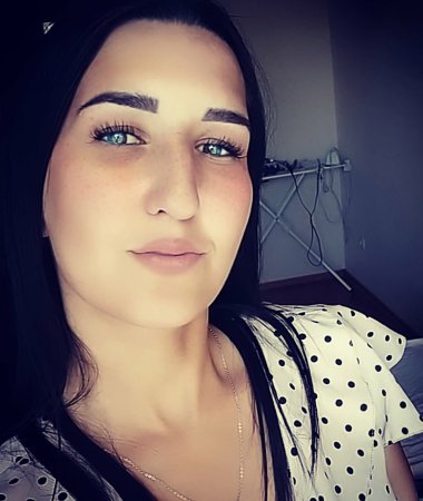 Olga, 31