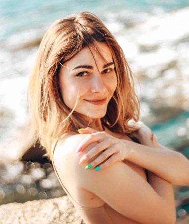 Yuliya, 37