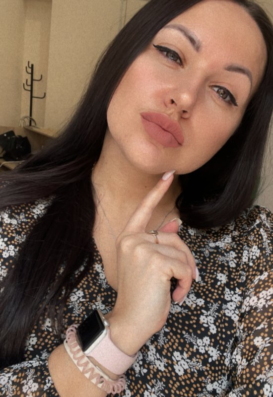 Viktoria • 33 • Belarus