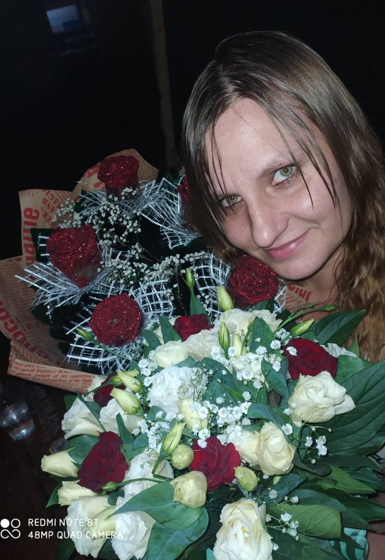 Victoria • 38 • Ukraine
