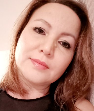 Emilia, 45