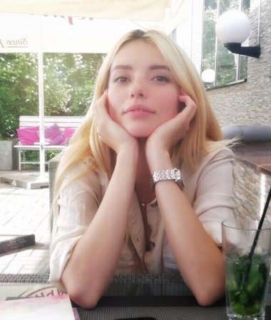 Tanya, 33