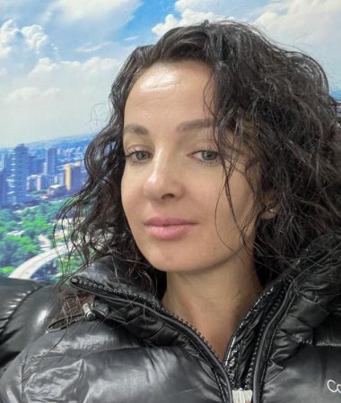 Ljudmila, 42