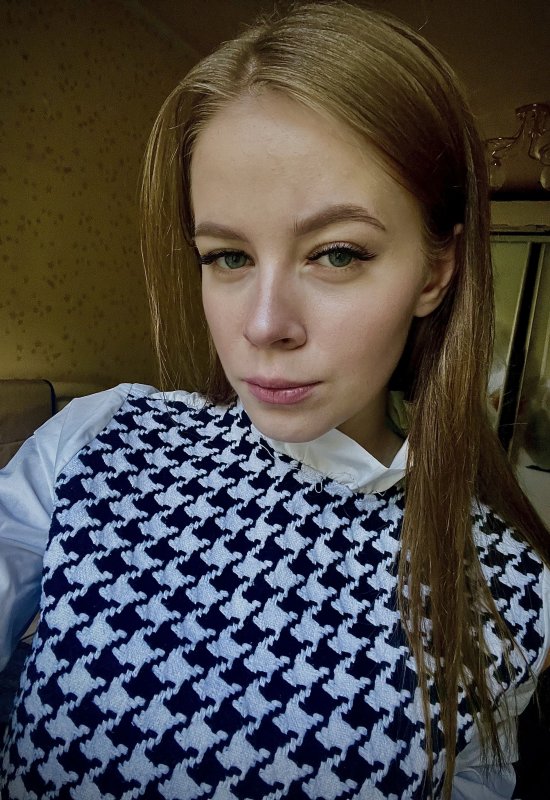 Alina • 24 • Germany