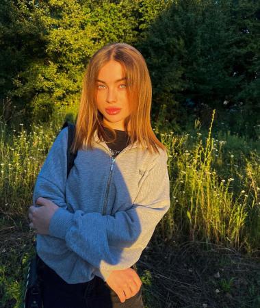 Tanya, 34