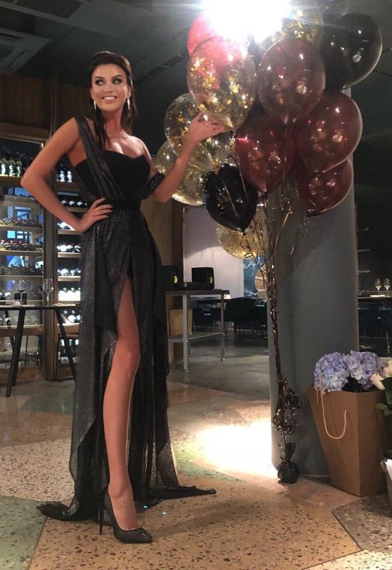 Dana • 47 • Казахстан