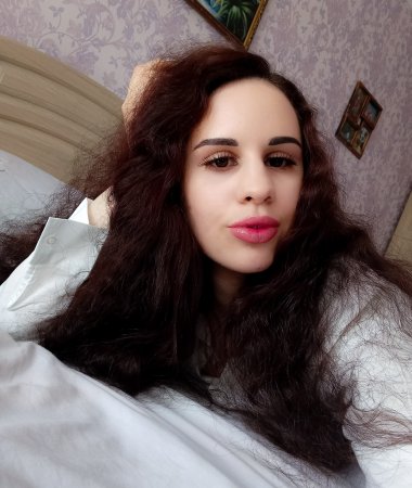 Marina, 25