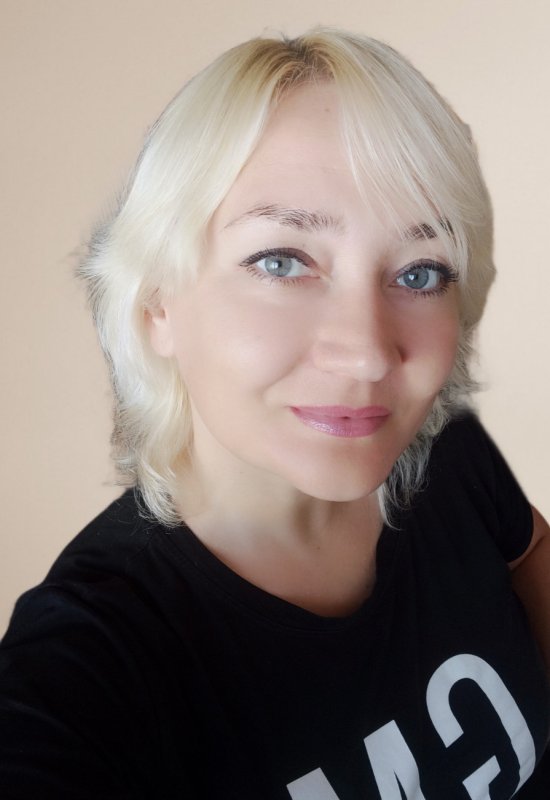 Alina • 47 • Belarus