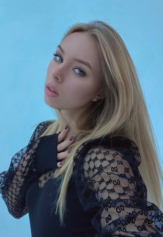 Angelina • 32 • Belarus