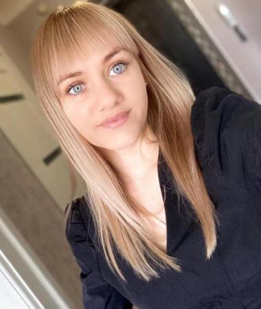 Elizaveta , 33