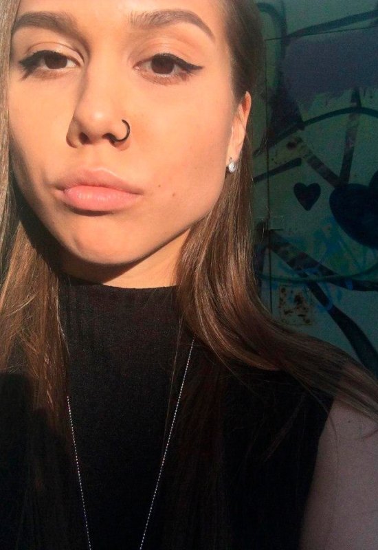Katy • 23 • Ukraine