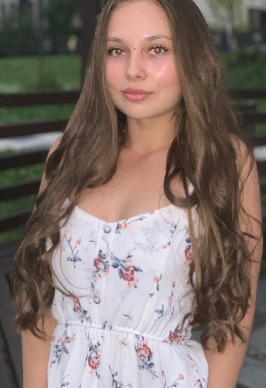 Irina • 33 • Ukraine