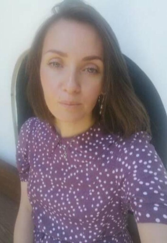 Nadya • 43 • Kazakhstan