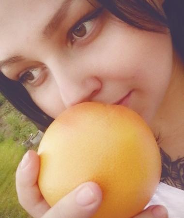 Tatiana, 28