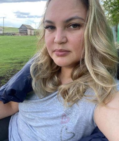 Lena, 42