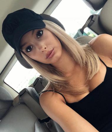 Yulia, 38
