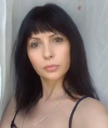 Elena, 46