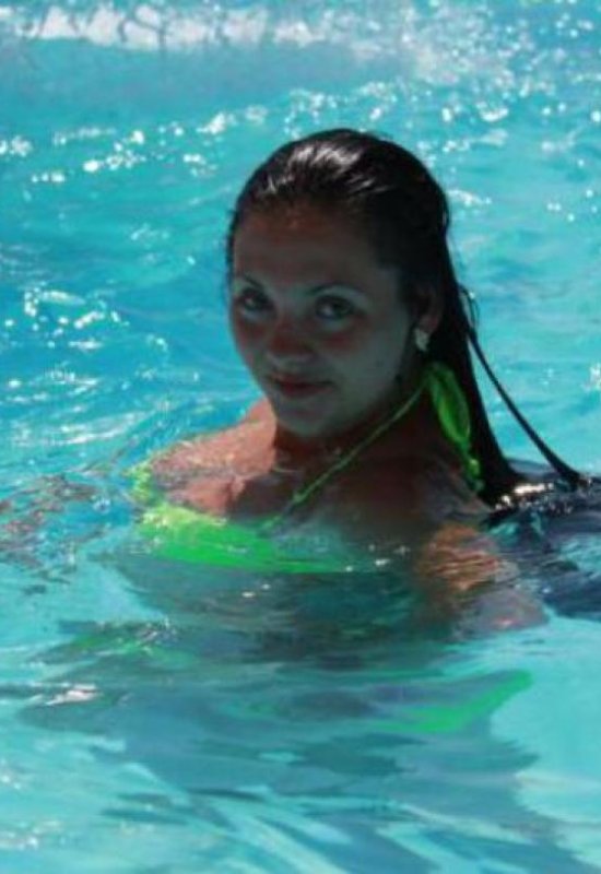 Tanya • 40 • Ukraine