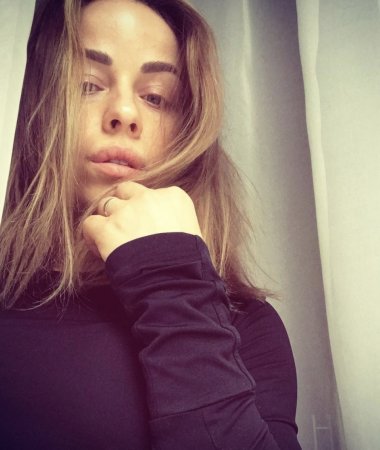 Elena, 29