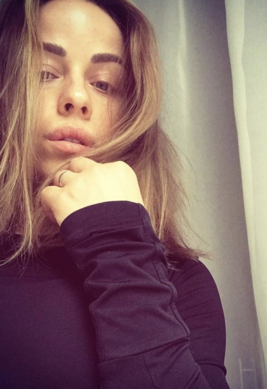 Elena • 29 • Ukraine