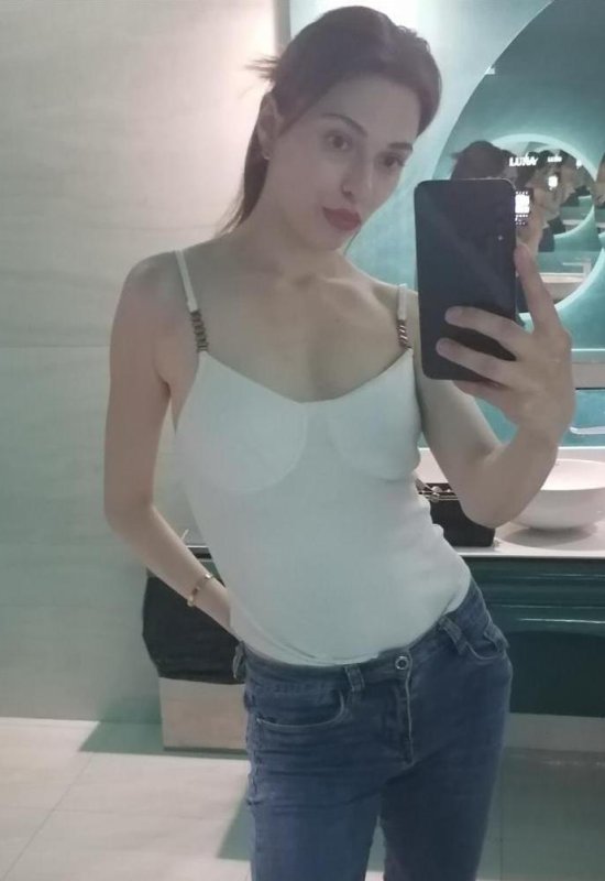 Ekaterina • 30 • Biélorussie