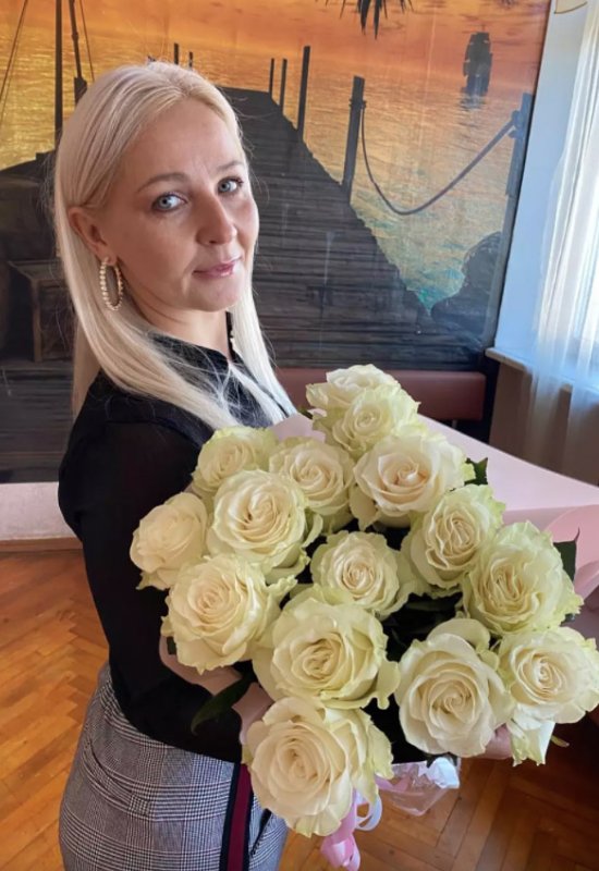 Olesya • 47 • Ukraine 🇺🇦