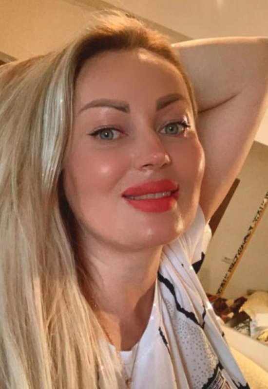 Tatiana • 40 • Belarus