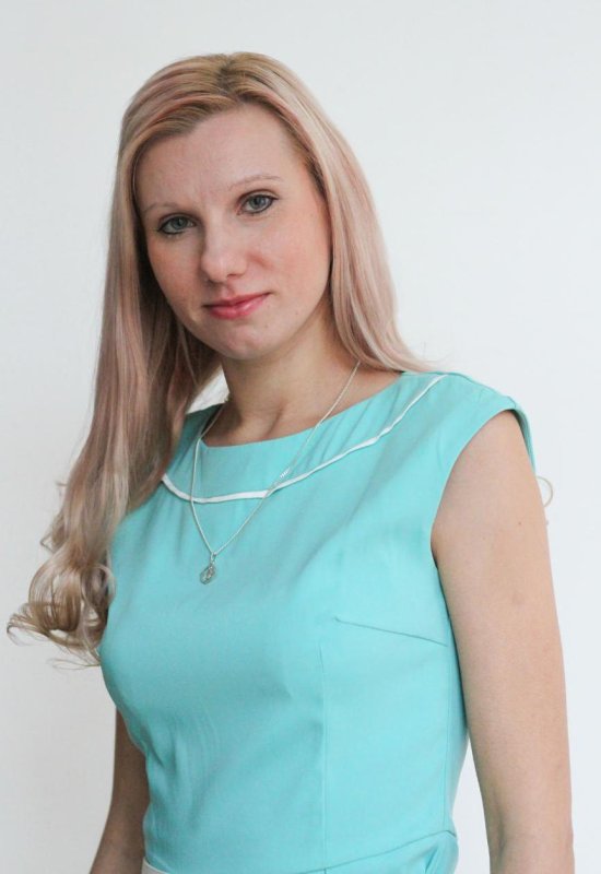 Irina • 30 • United States