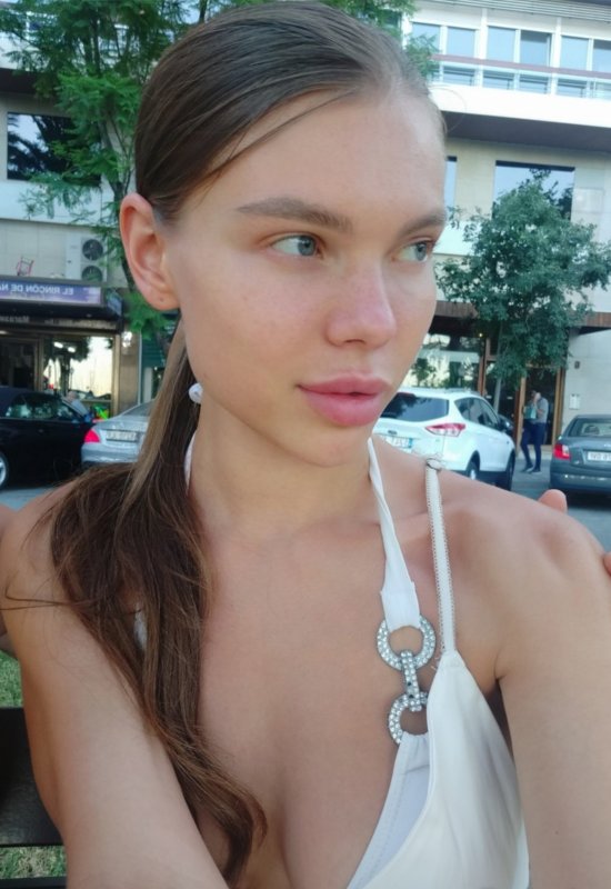 Juliia • 31 • Russia