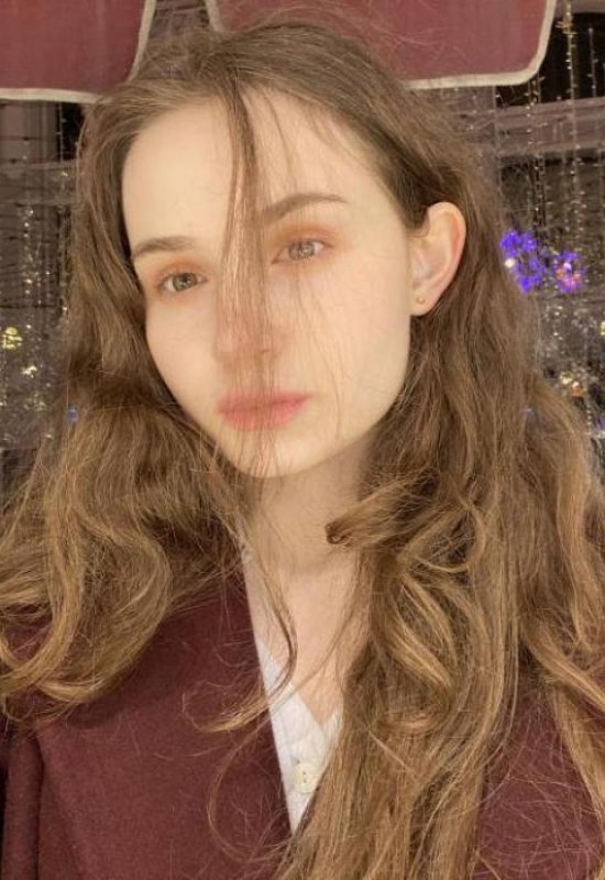 Mila • 25 • Russia
