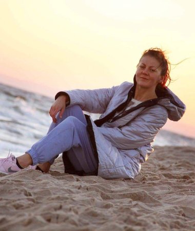 Olya, 39