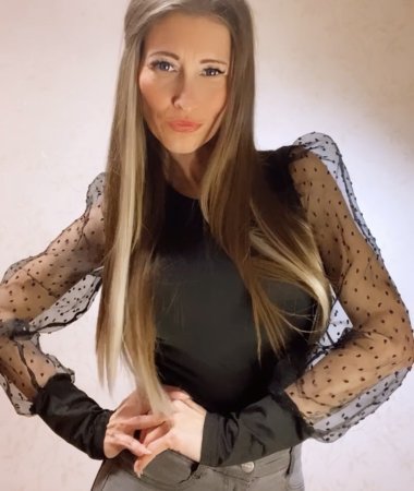 Sveta, 42