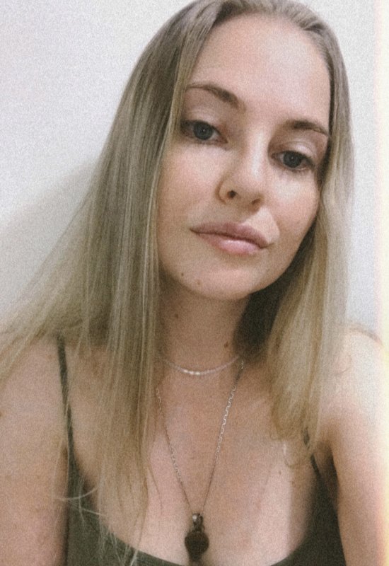 Svetlana  • 34 • Russie