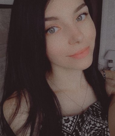 Anne, 27