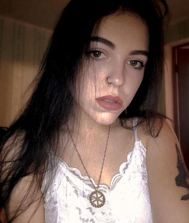 Inna, 22