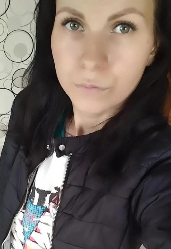 Yana • 27 • Belarus