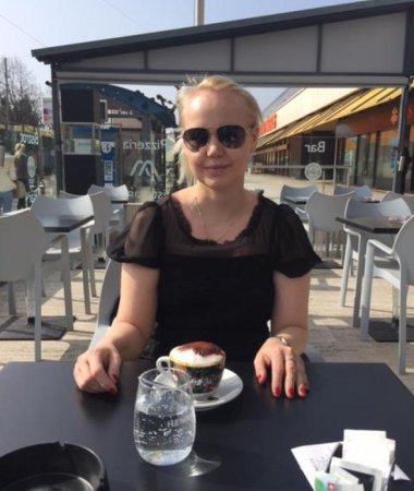 Helen, 44