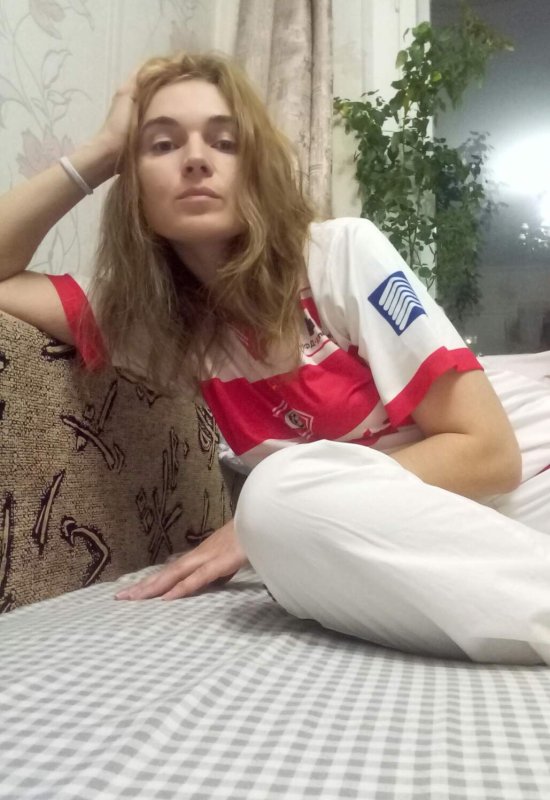Mira • 45 • Russie