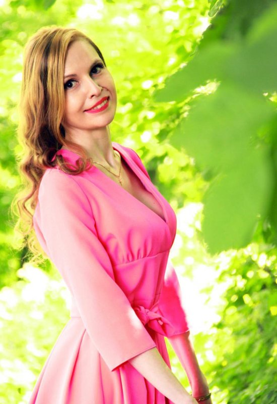 Galina • 43 • Ukraine
