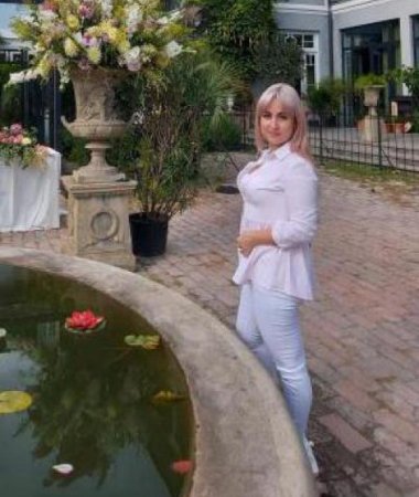 Alena, 38