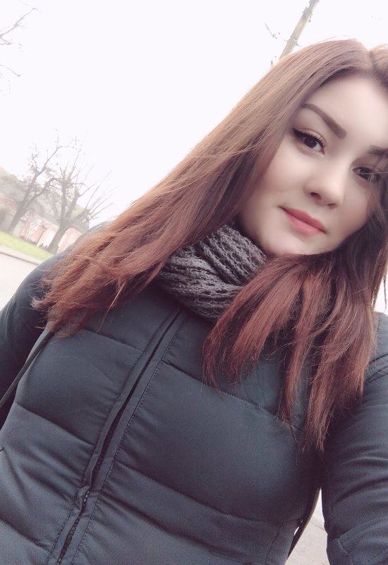 Daria • 24 • Ukraine