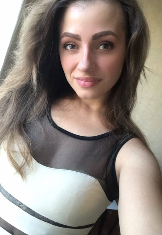Irina • 27 • Ukraine