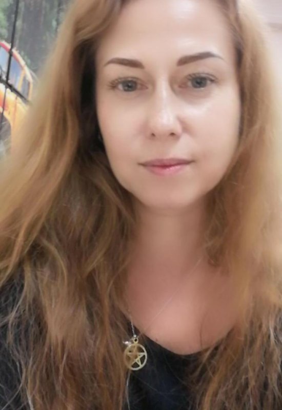 Anna • 45 • Biélorussie